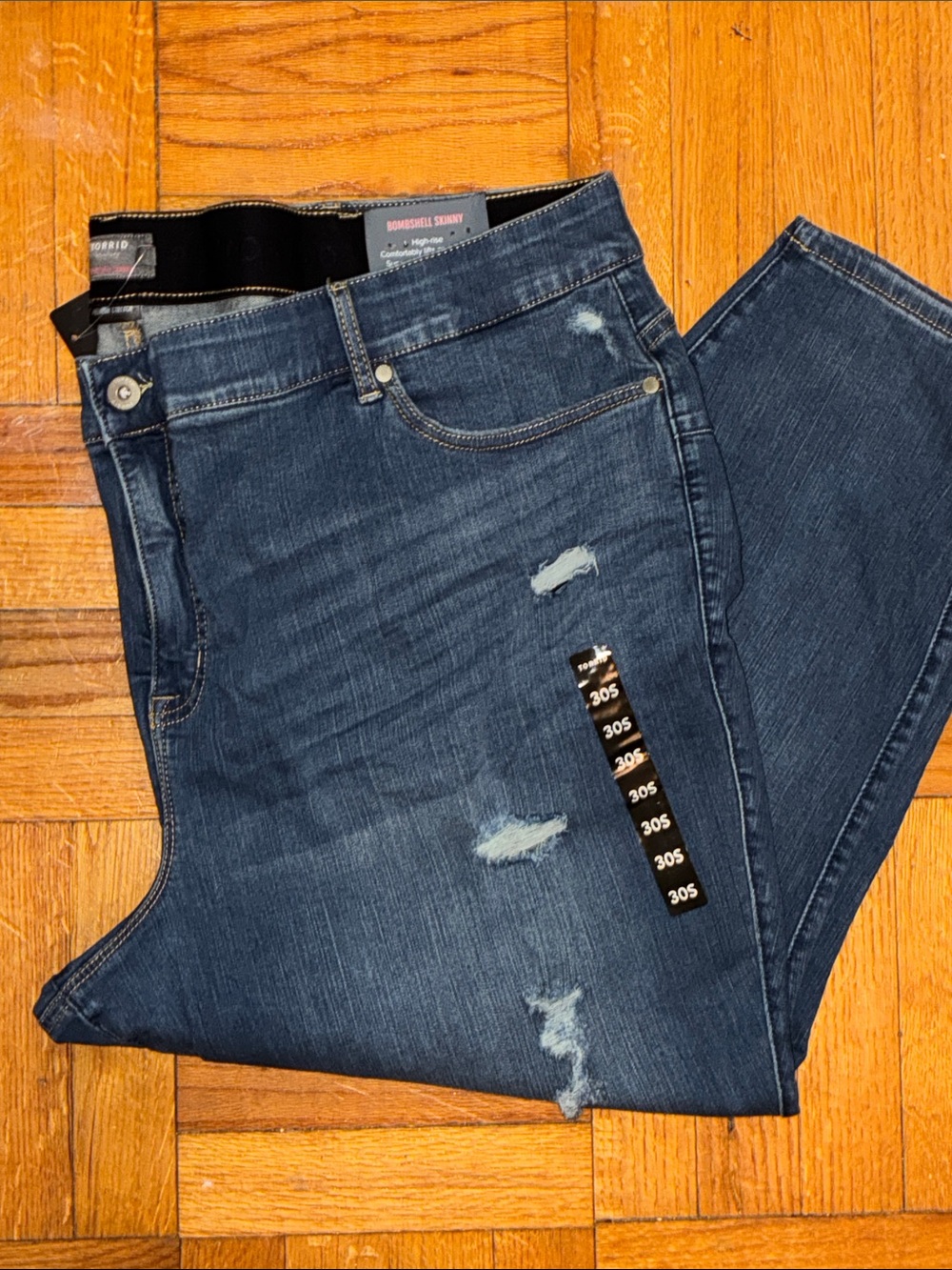 Torrid, NWT, Women’s 30, Bombshell Skinny Distressed Jeans